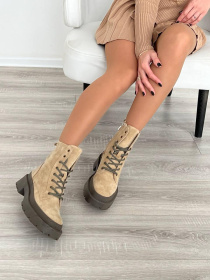 Черевики водовідштовхуючі з натуральної замші на хутрі кемел (518/21181) модель P_136752-S36_137780 Фото