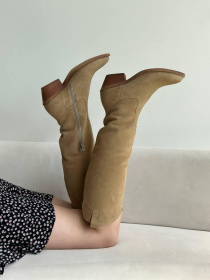 Женские высокие замшевые казаки кожаный подклал кемел (529/10140) модель P_165165-S38_165165 Фото