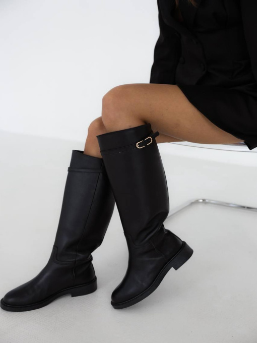 Високі чоботи-труби з натуральної шкіри зі шкіряною підкладкою та ремінцем Чорний (621/Соната) модель P_230306-S38_236179 Фото
