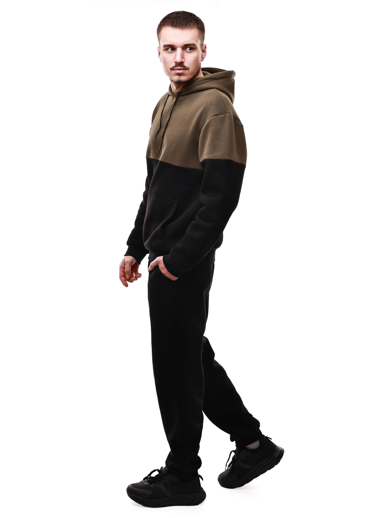 Спортивный костюм LUMO модель 698608 Фото