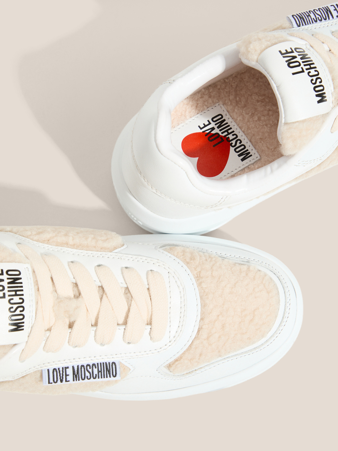 Кроссовки повседневные Moschino модель JA15295H0NJU110A Фото