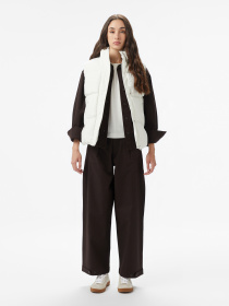 Утепленный жилет Lacoste модель BF262870V Фото