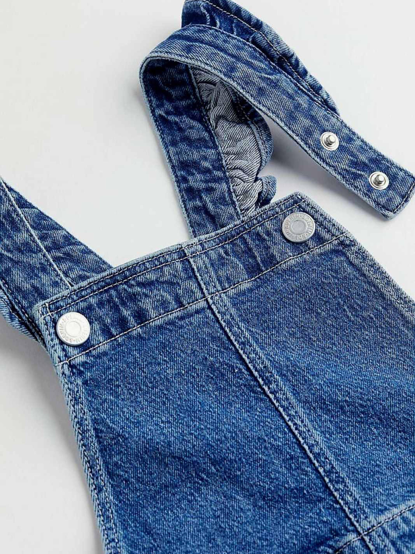 Джинсовый комбинезон H&M модель 9260165kwer_Синий Фото