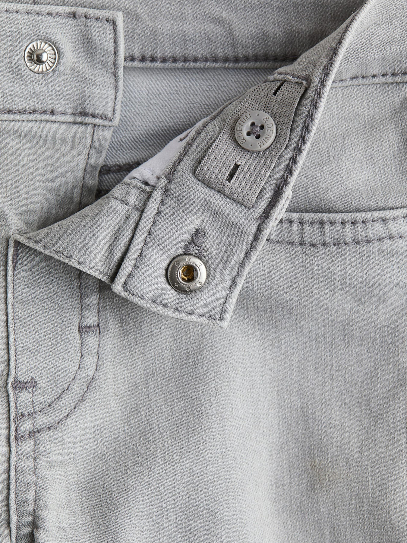 Зауженные джинсы H&M модель 10892667kwer_Серый Фото