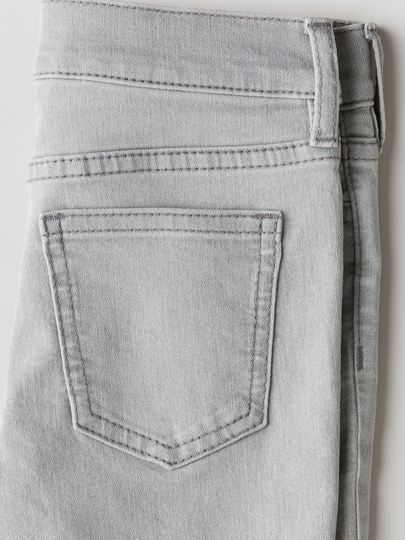 Зауженные джинсы H&M модель 10892667kwer_Серый Фото