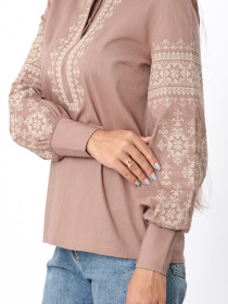 Лляна жіноча вишиванка з об'ємними рукавами та високим коміром, Капучіно Носи Своє (8409-132-22) модель 8409-132-22-kava Фото