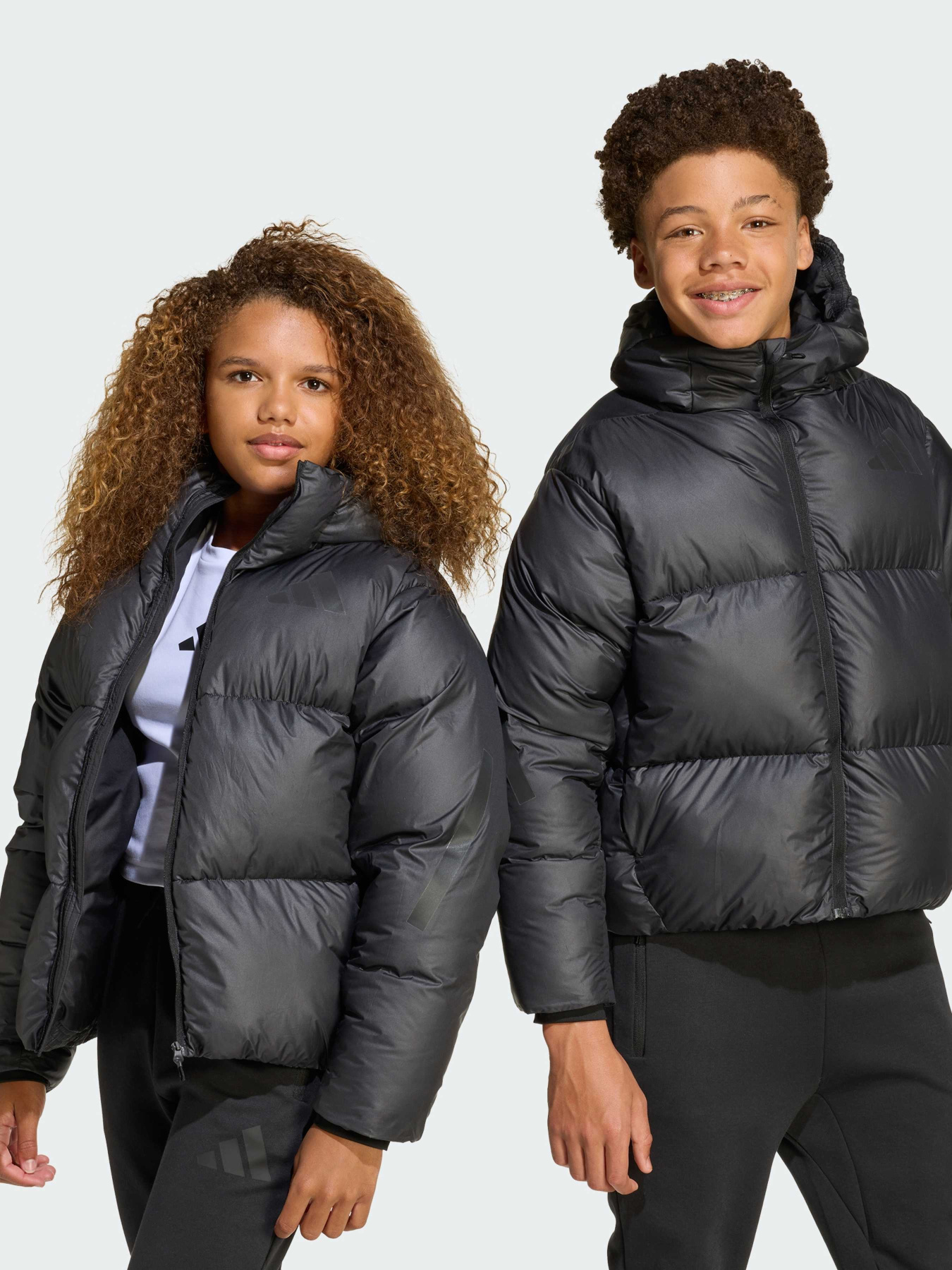 Зимова куртка Adidas ZNE модель JW2396 Зимова куртка Adidas ZNE модель JW2396 Фото