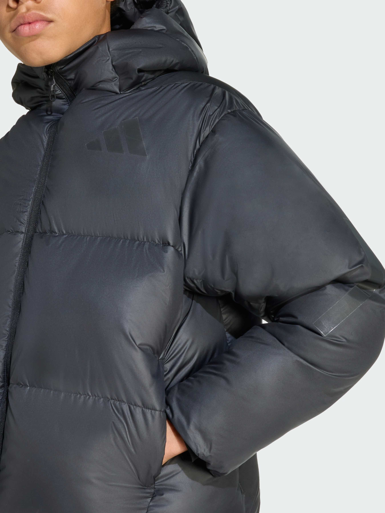 Зимова куртка Adidas ZNE модель JW2396 Фото