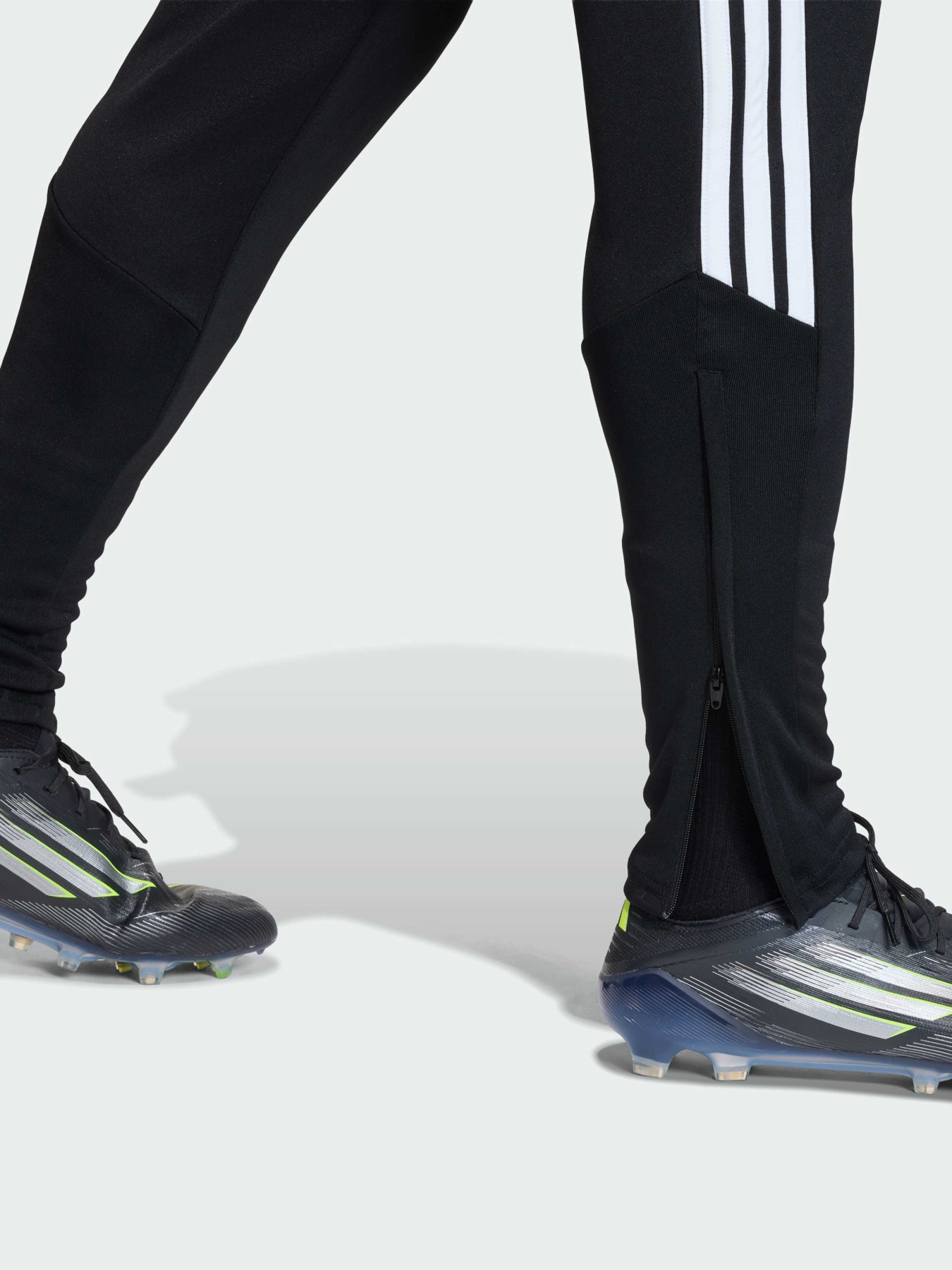 Штаны спортивные Adidas Tiro модель JY7230 Фото