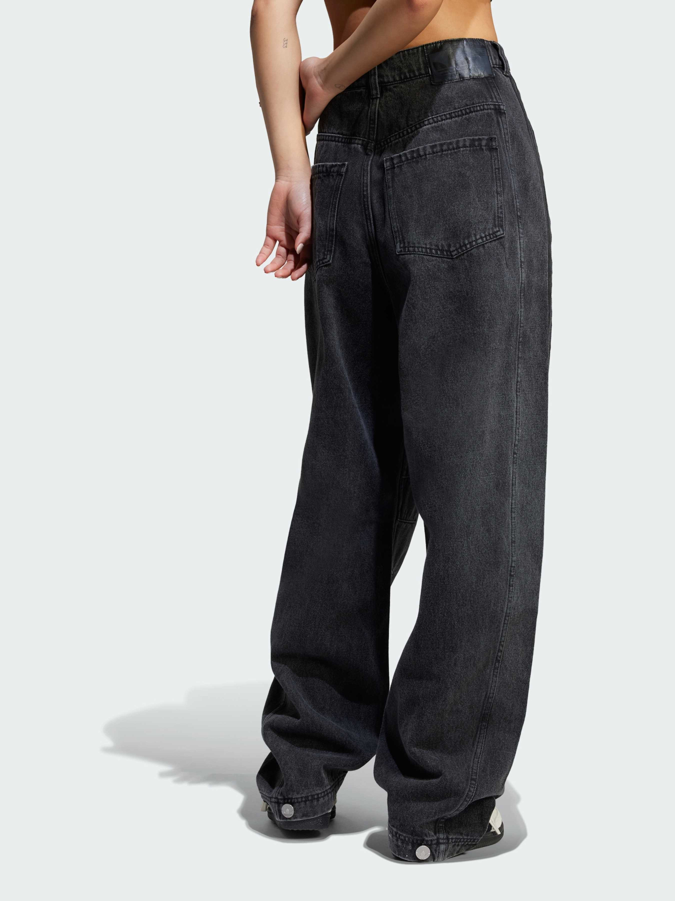 Широкие джинсы Adidas модель JX9213 Фото