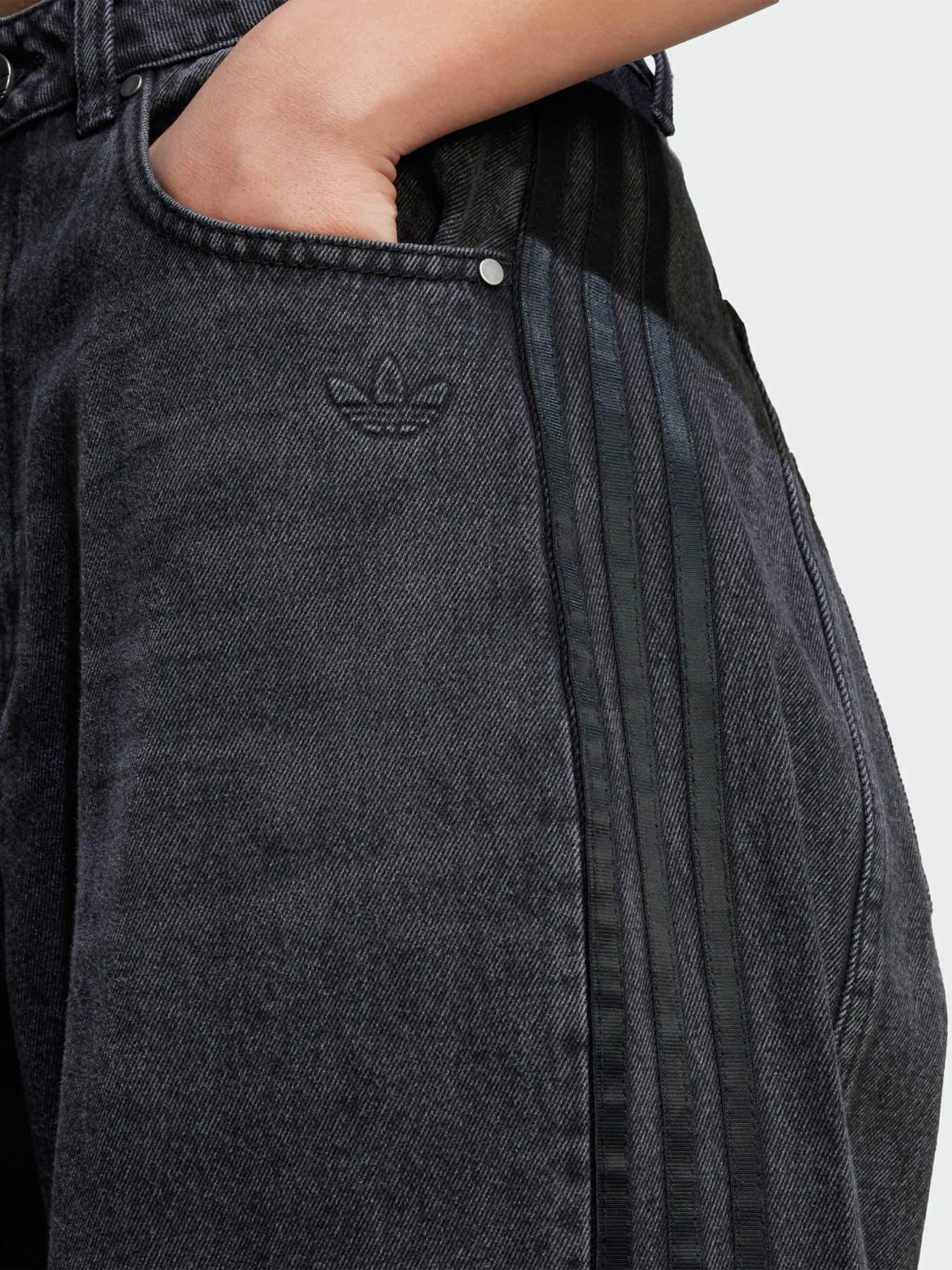 Широкие джинсы Adidas модель JX9213 Фото