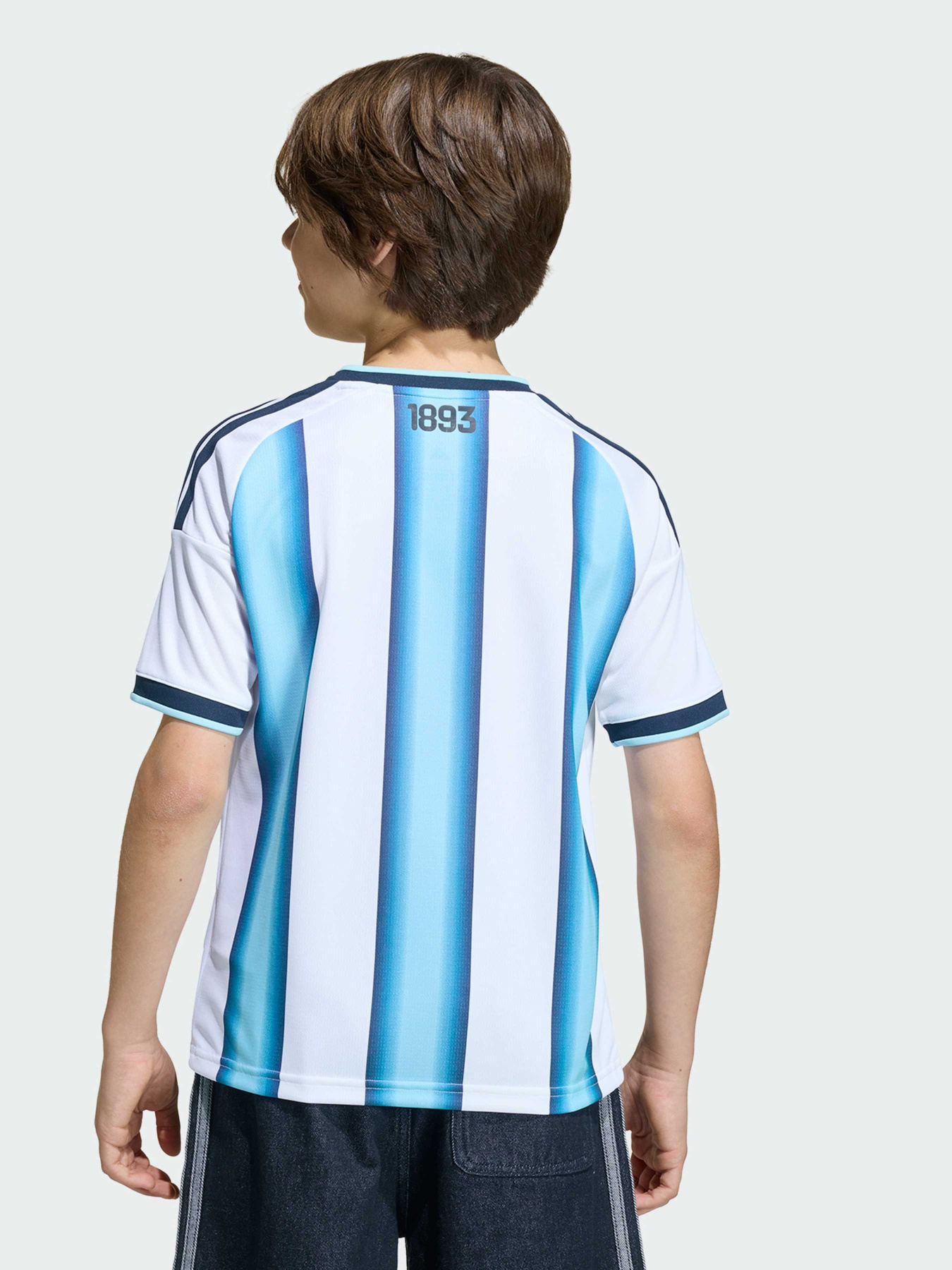 Футболка Adidas модель KA8119 Футболка Adidas модель KA8119 Фото