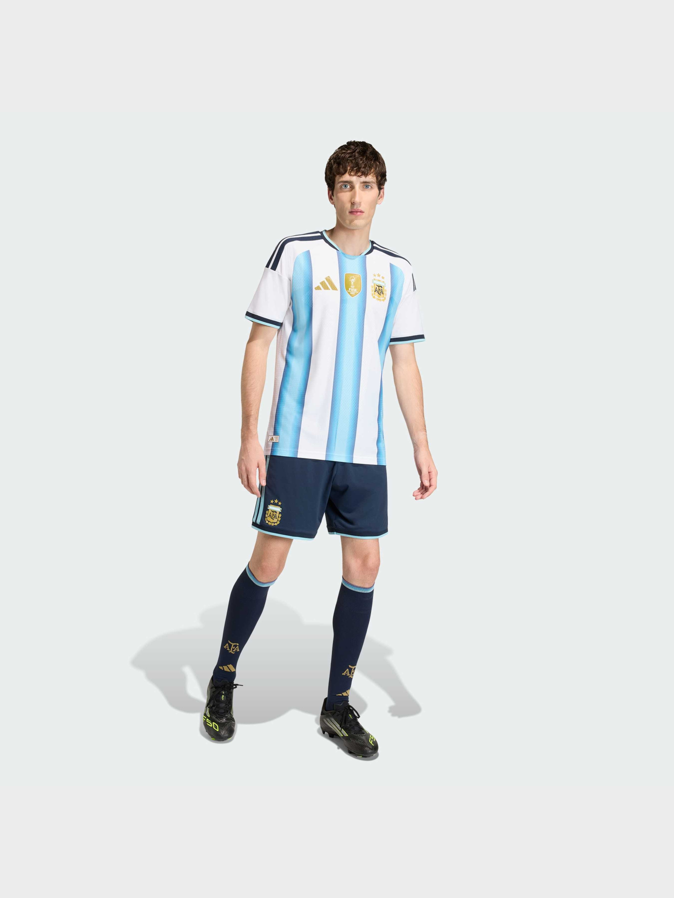 Футболка Adidas модель JM5897 Футболка Adidas модель JM5897 Фото