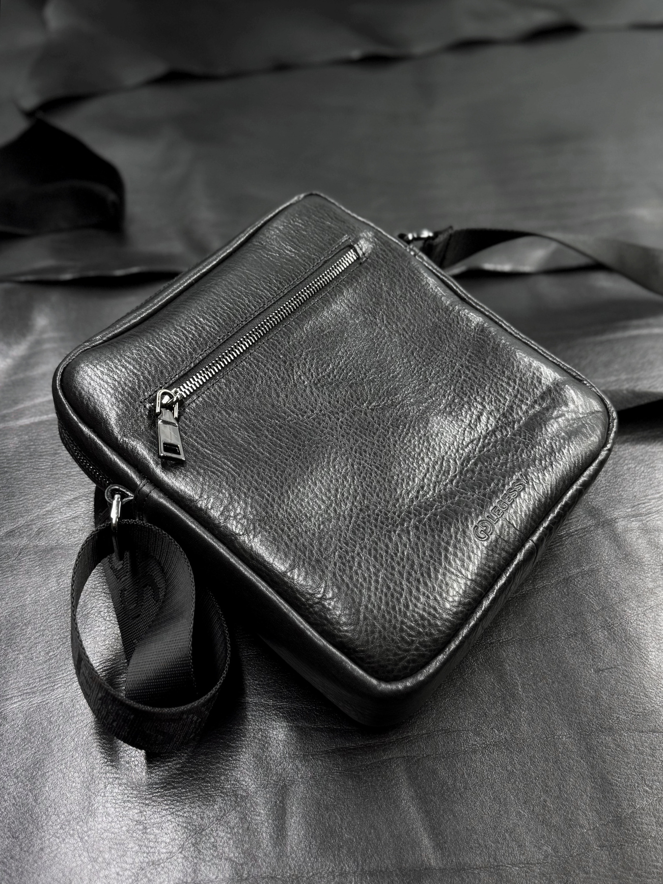 Мессенджер Legessy модель KV_SORENTO Фото