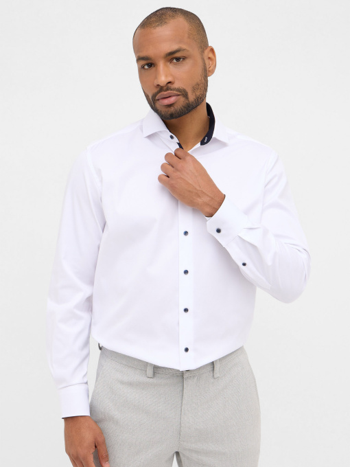 Мужская белая класическая рубашка MODERN FIT модель 8819/00/X15V.00 Фото