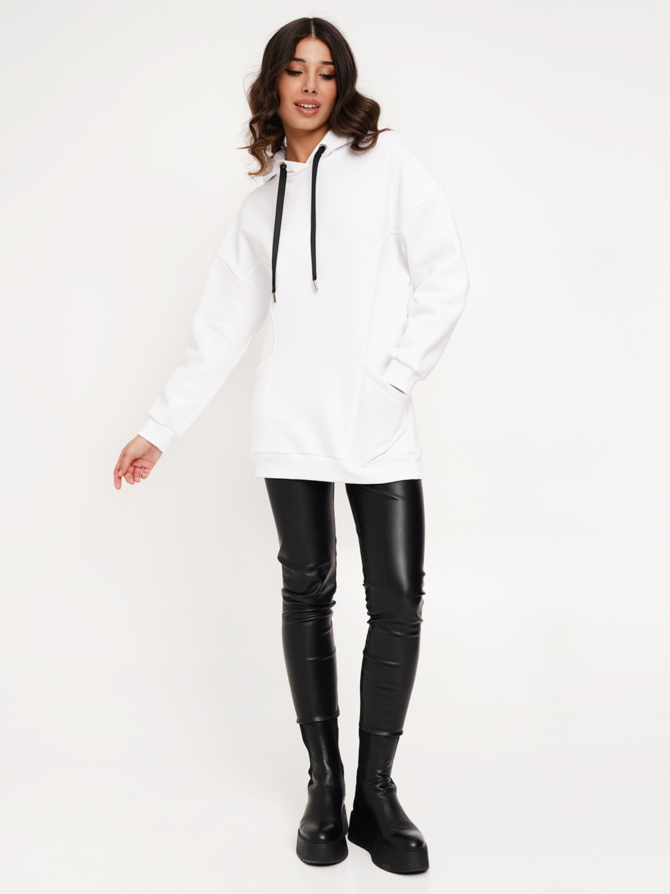 Худи Daria Karpiuk модель HO167NV41CTPO Фото