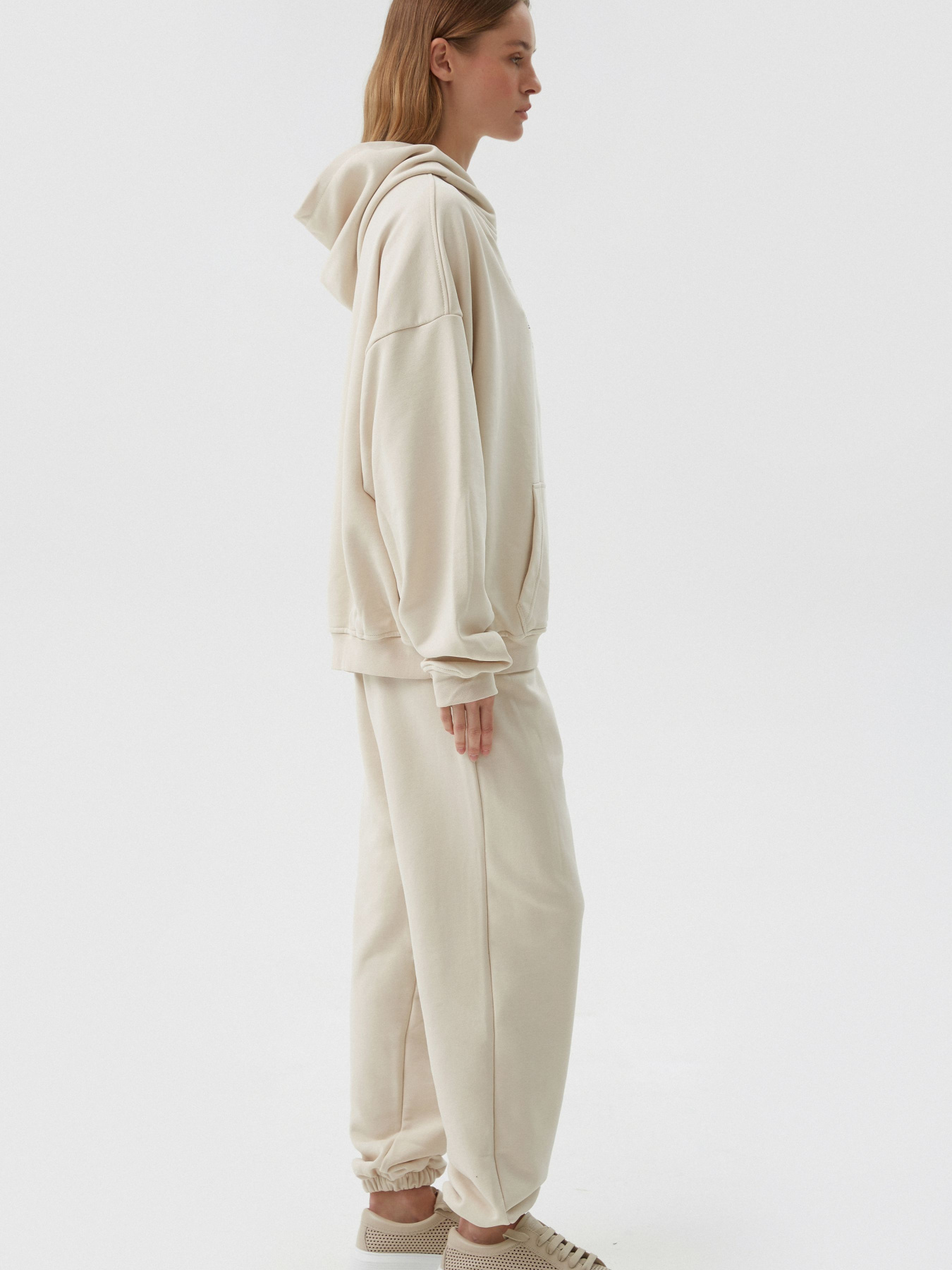 Костюм ES8 2410-02-06423, колір бежевий модель 2410-02-06423 Костюм ES8 2410-02-06423, колір бежевий модель 2410-02-06423 Фото