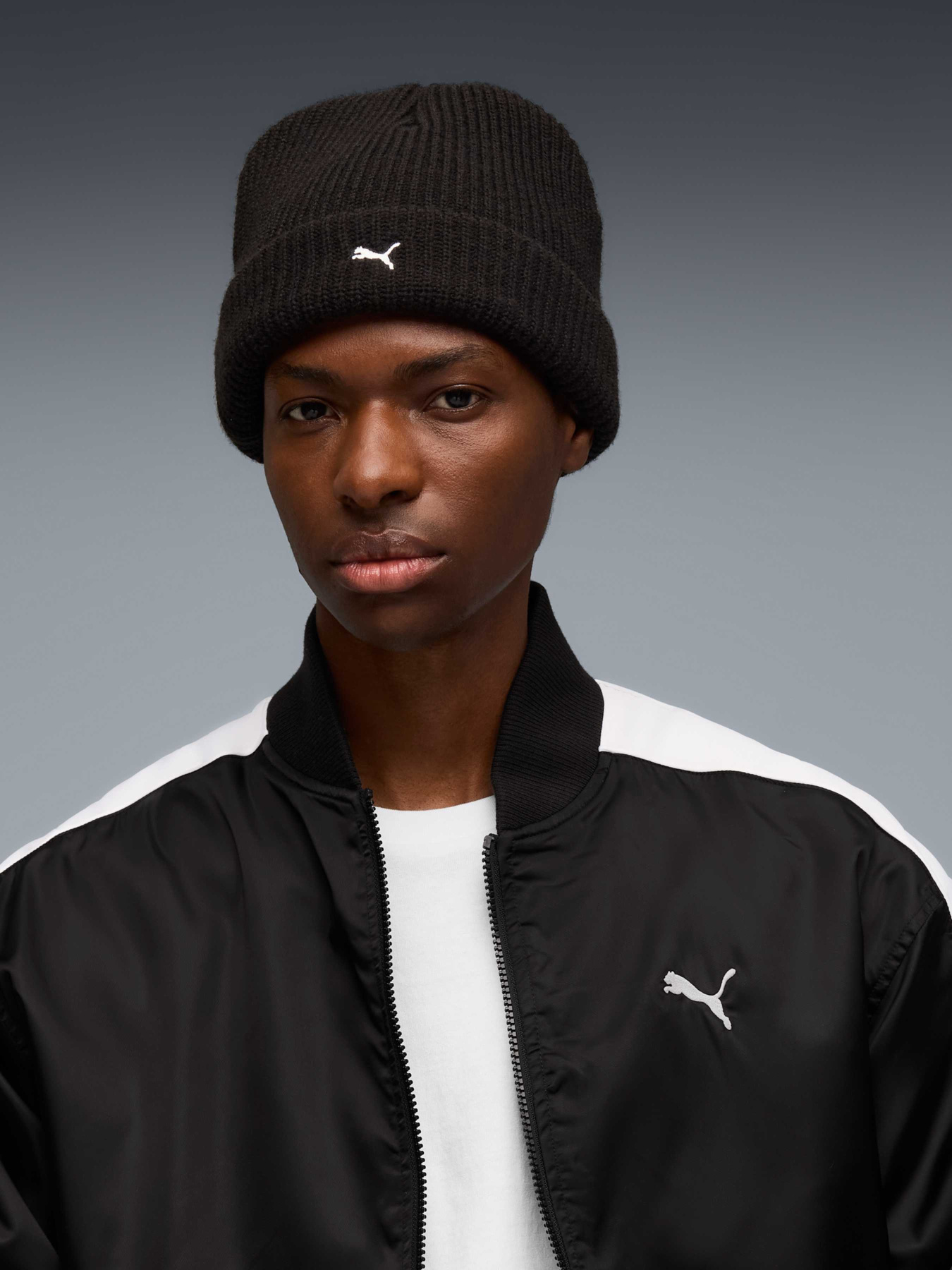 Шапка PUMA Mmq Low Crown Beanie модель 026591 Шапка PUMA Mmq Low Crown Beanie модель 026591 Фото