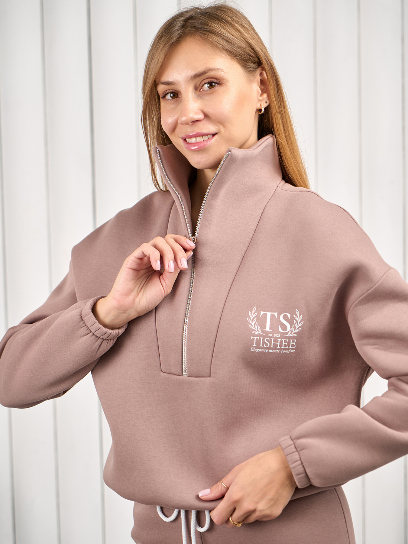 Спортивный костюм Tishee модель TS-00121 Спортивный костюм Tishee модель TS-00121 Фото