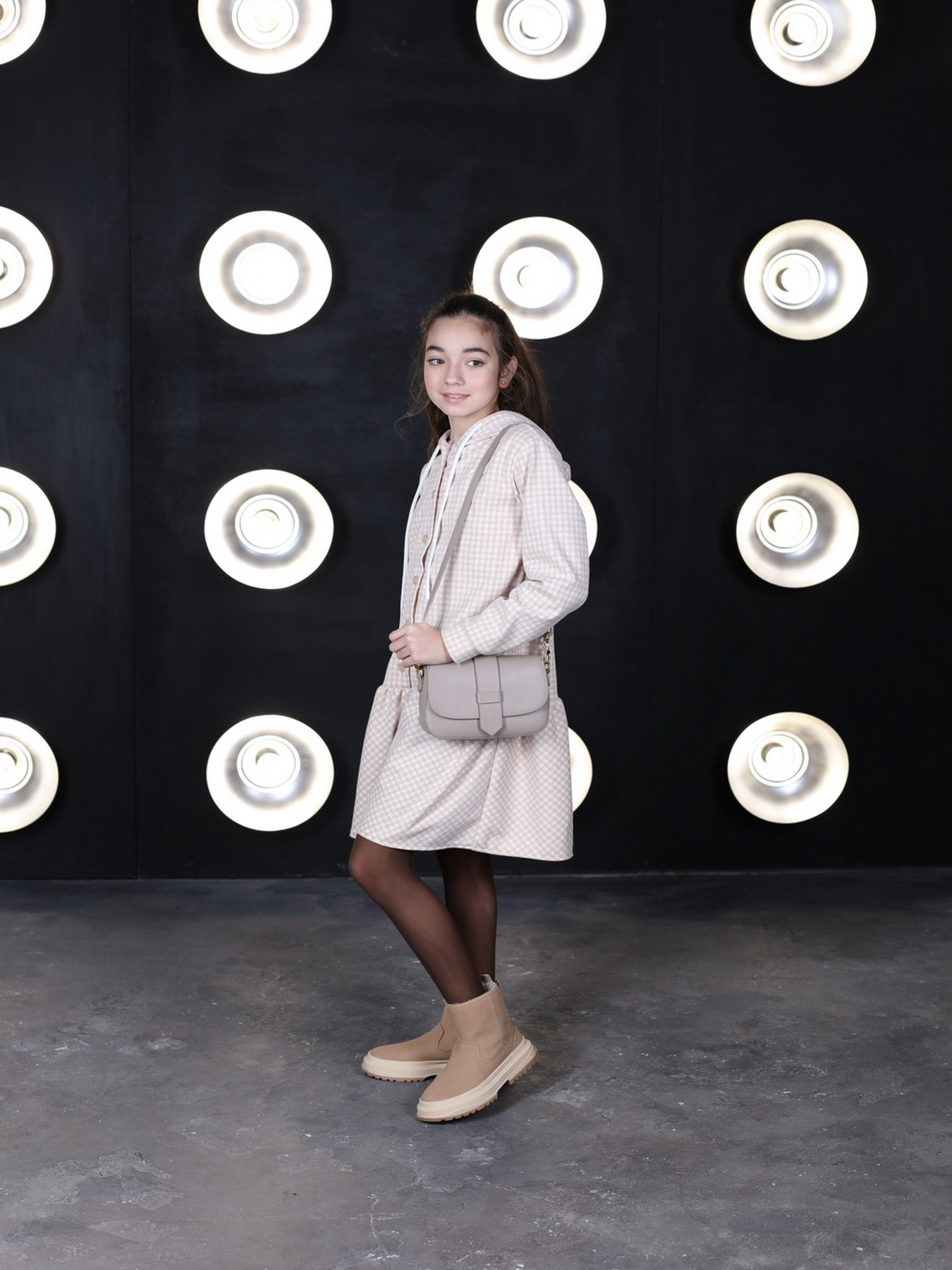 Платье мини ISSA Plus модель CD-476_beige Фото