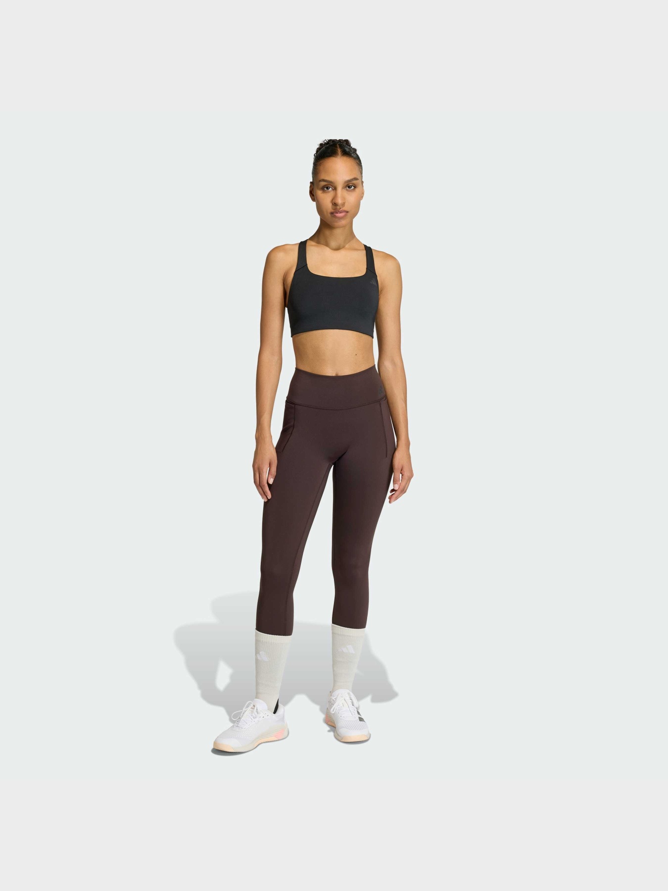 Спортивный топ Adidas модель JN6896 Фото