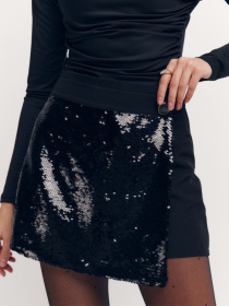 Черные шорты-юбка 395 с пайетками Midnight Spark модель 395 Фото
