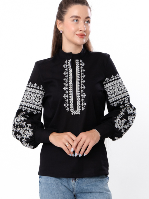 Лляна жіноча вишиванка з об'ємними рукавами та високим коміром, Чорний Носи Своє (8409-132-22) модель 8409-132-22-chornij Фото
