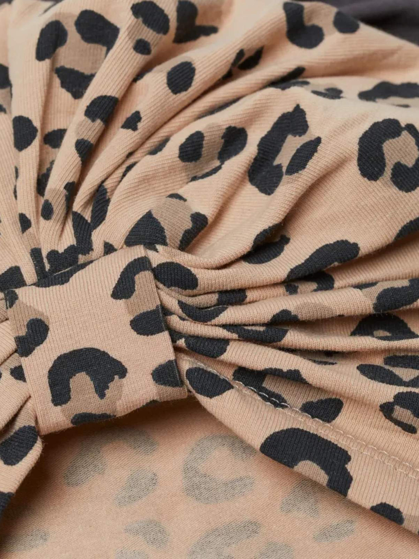 Шапка H&M модель 8697664kwer_Бежево-черный Фото