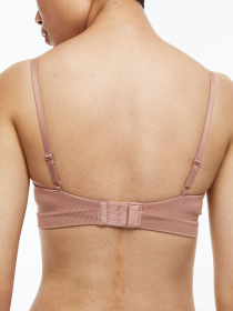 Бюстгальтер H&M модель 9233683wer_Пудровый Бюстгальтер H&M модель 9233683wer_Пудровый Фото