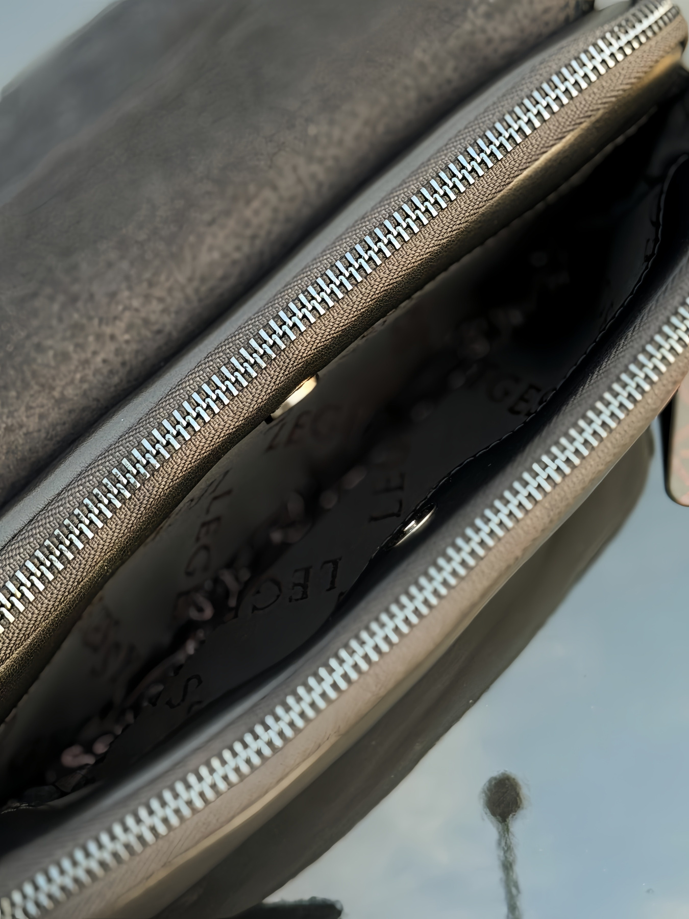 Клатч Legessy модель V_215_B2 Фото