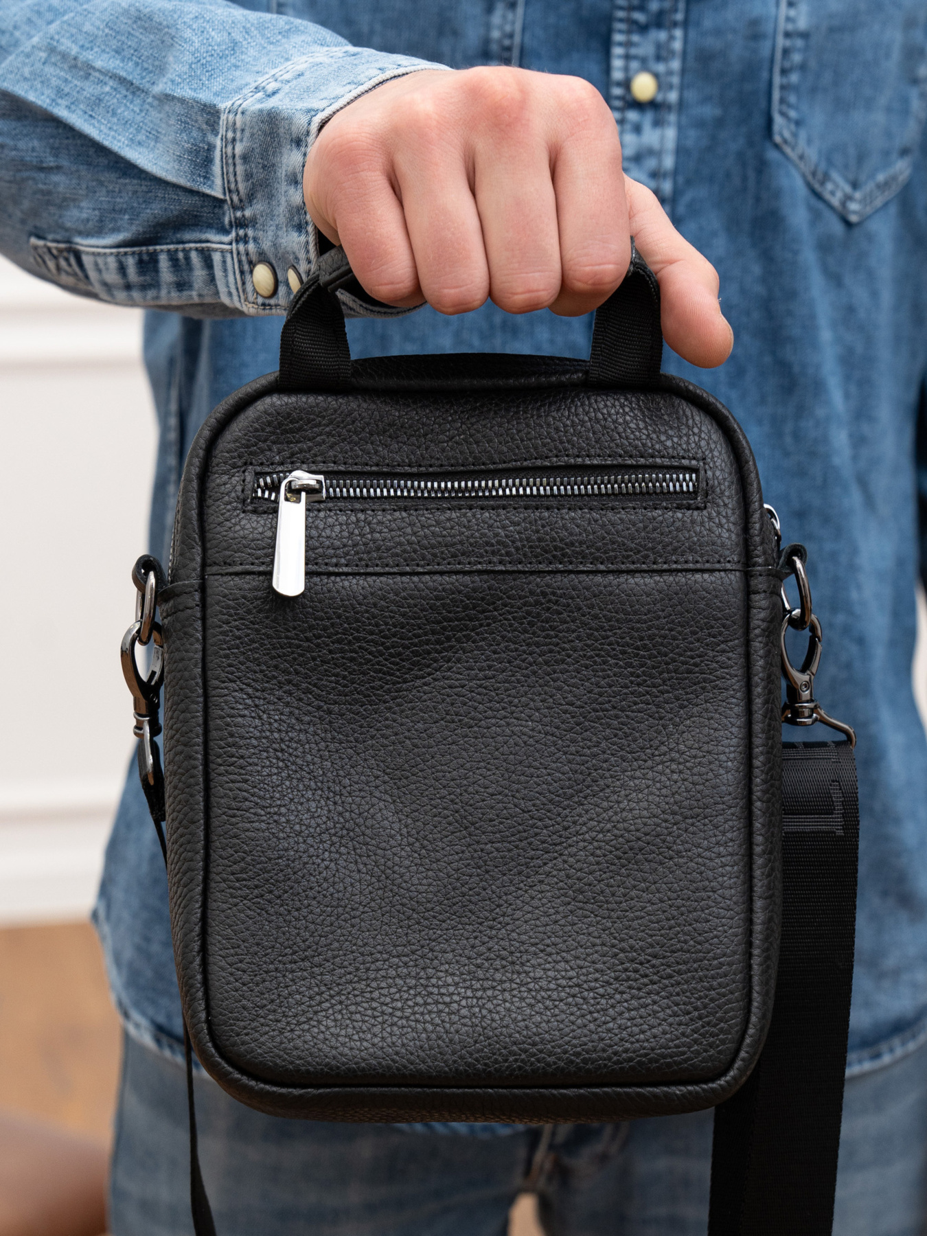 Мессенджер Legessy модель F_412-2_B2 Фото