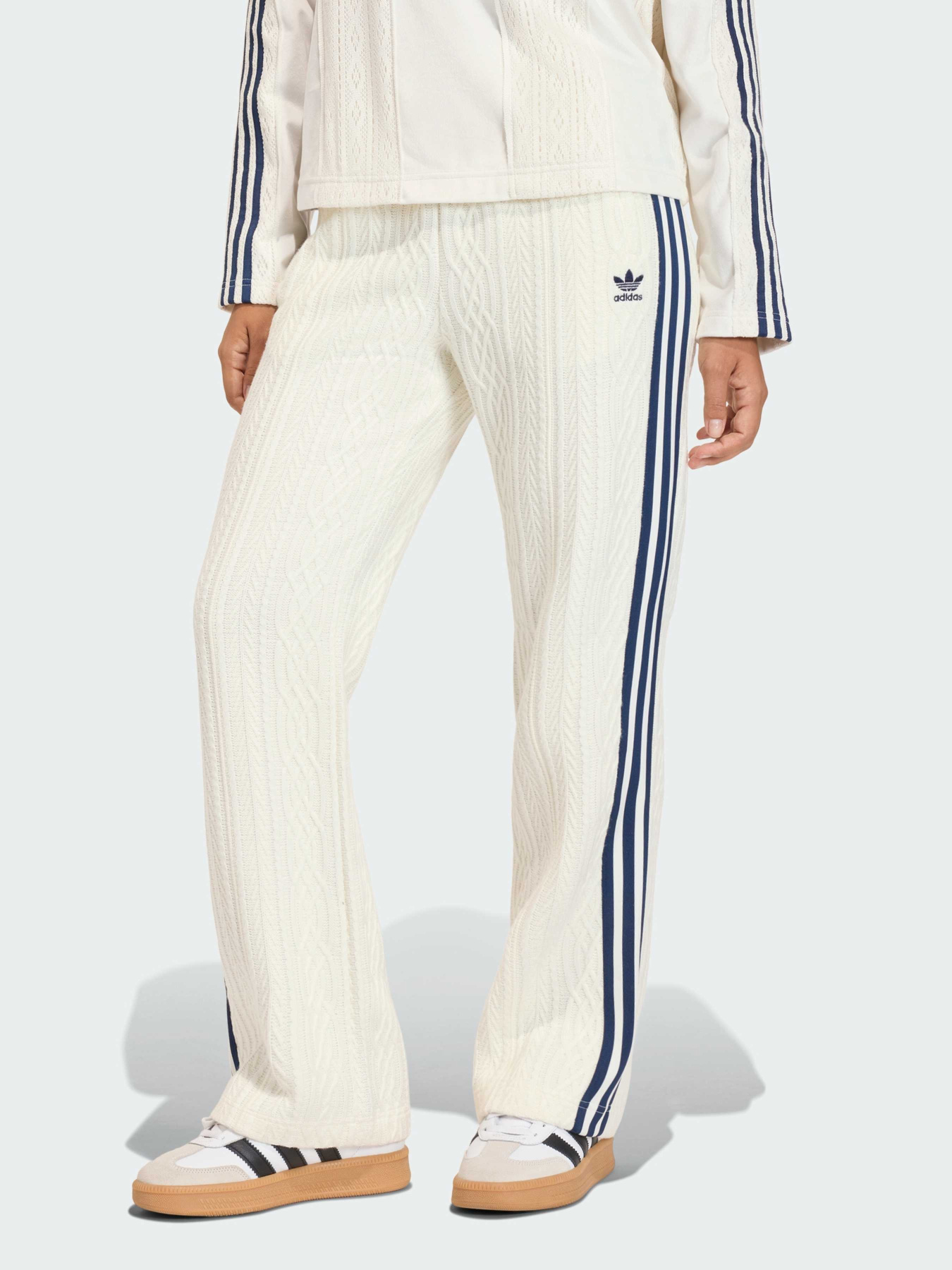 Штани повсякденні Adidas модель KS7801 Фото