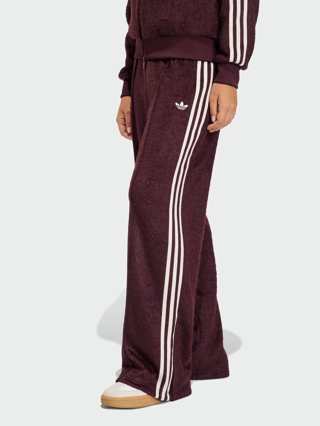 Повседневные штаны Adidas модель KS0414 Повседневные штаны Adidas модель KS0414 Фото