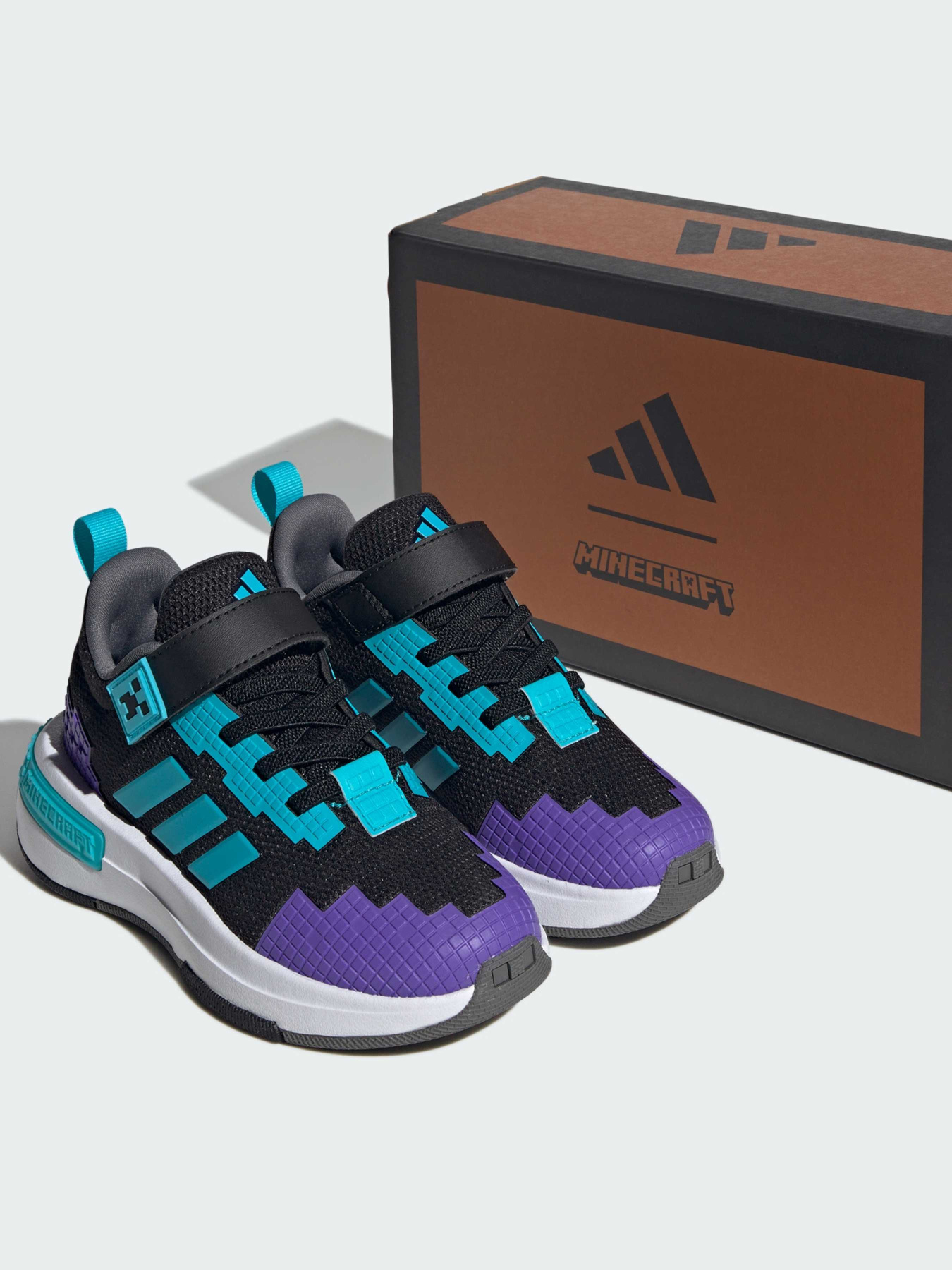 Кроссовки Adidas модель JR1970 Фото