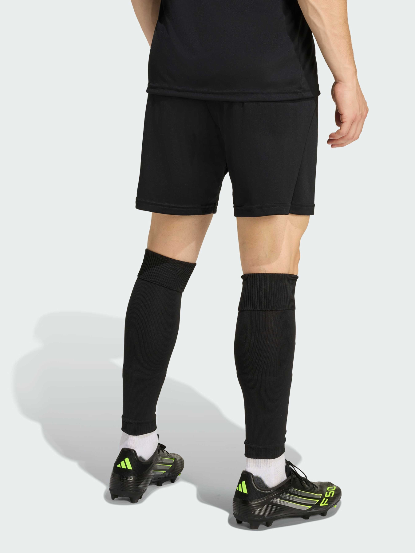 Спортивні шорти Adidas модель JZ2521 Спортивні шорти Adidas модель JZ2521 Фото