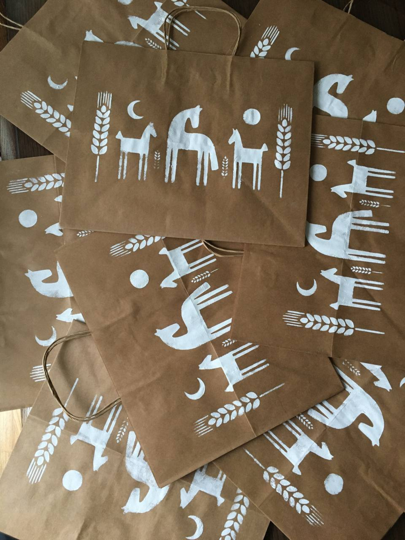 Трикотажный желтый плед украинского производства -  Семейство лошадок MyScarf модель 9661430515681782 Фото