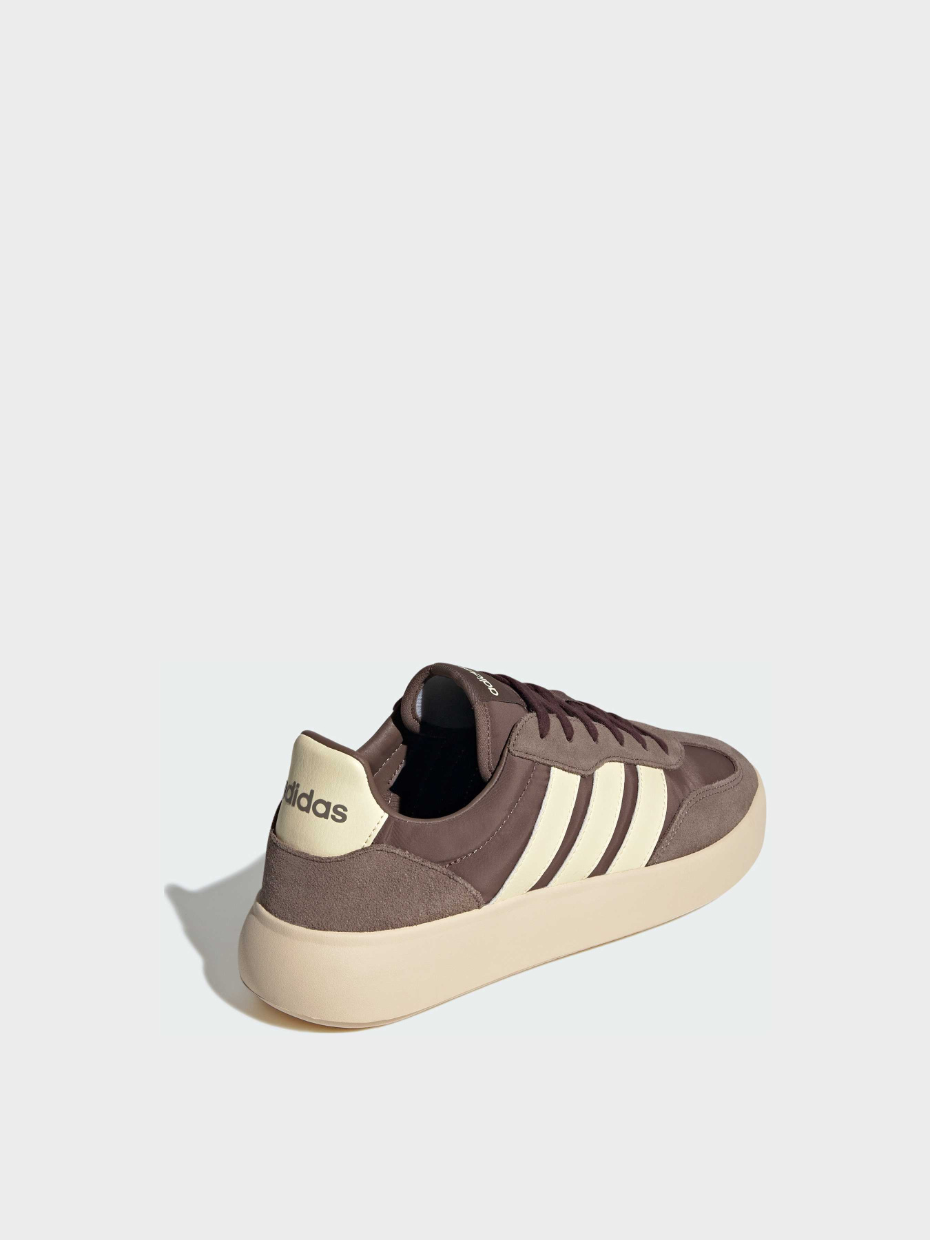 Кроссовки повседневные Adidas модель JR3519 Фото