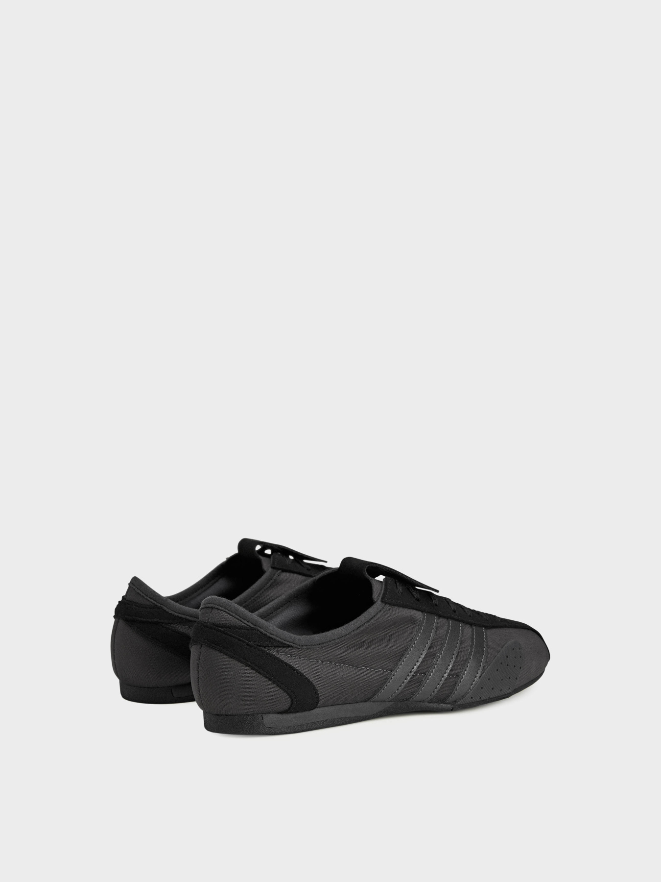 Кросівки Adidas модель JR7587 Фото