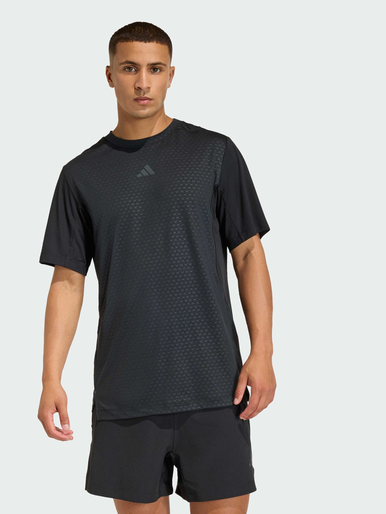 Спортивная футболка Adidas модель KE9937 Фото