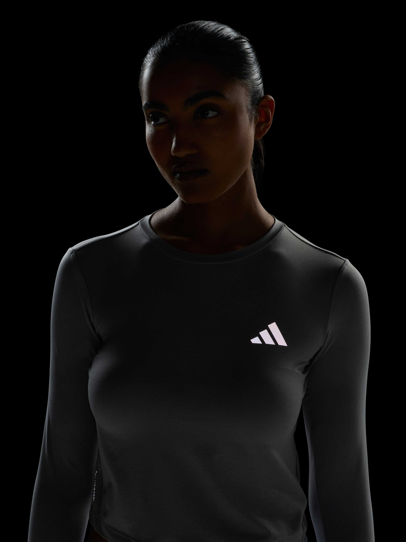 Спортивна кофта Adidas модель KE8418 Фото