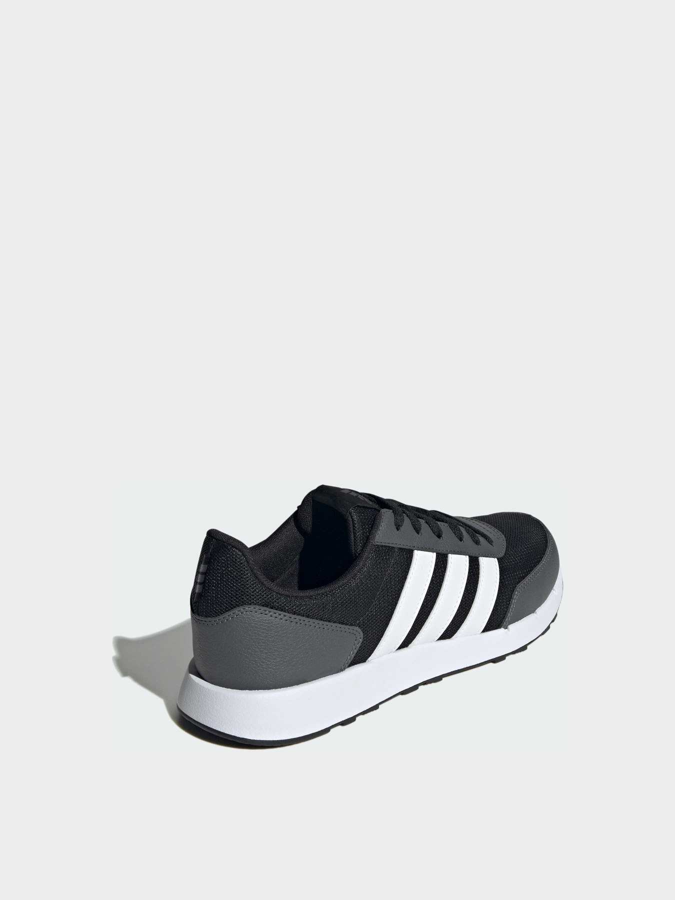 Кросівки повсякденні Adidas модель IF1553 Кросівки повсякденні Adidas модель IF1553 Фото