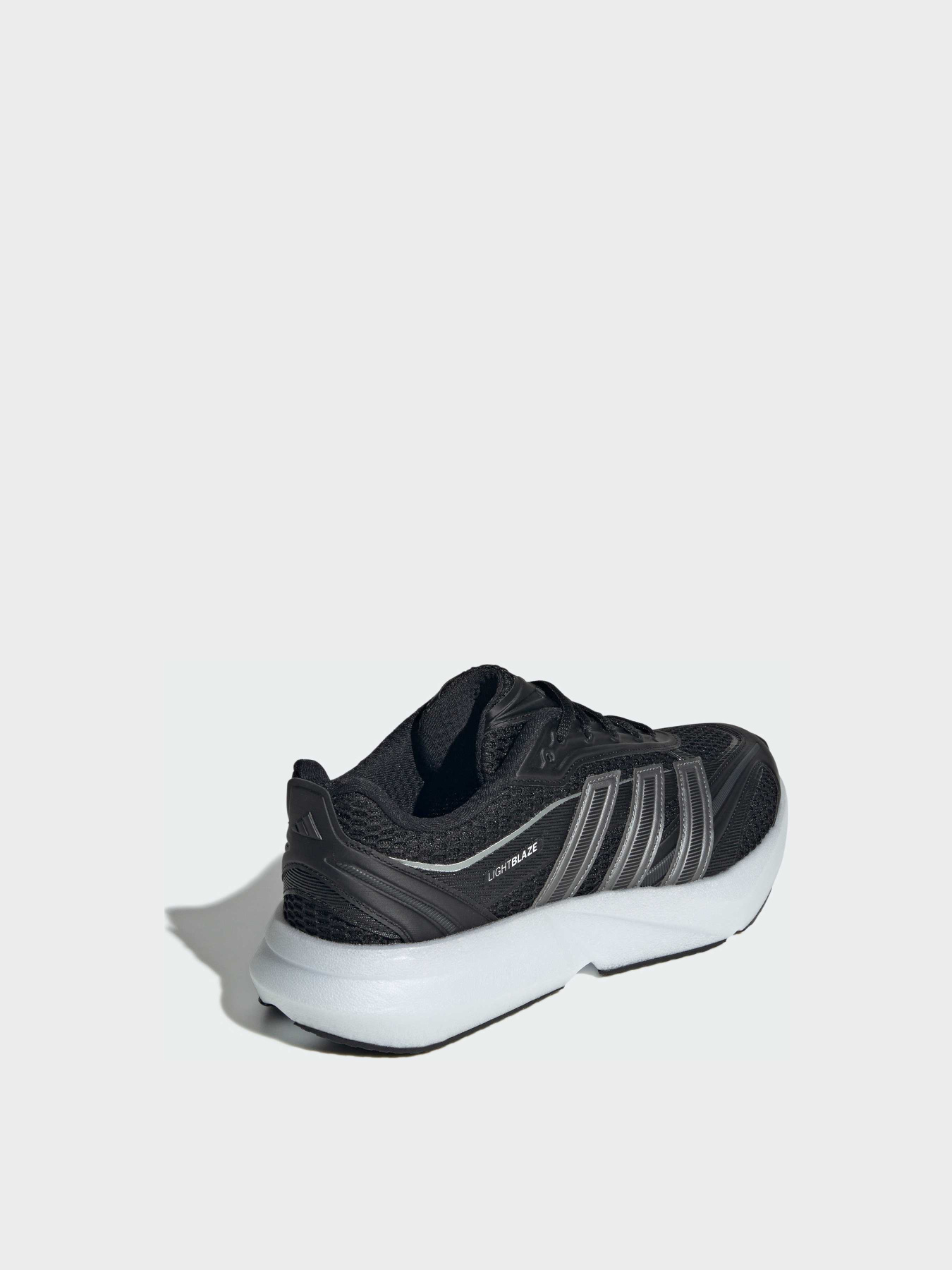 Кроссовки повседневные Adidas модель JP6293 Кроссовки повседневные Adidas модель JP6293 Фото