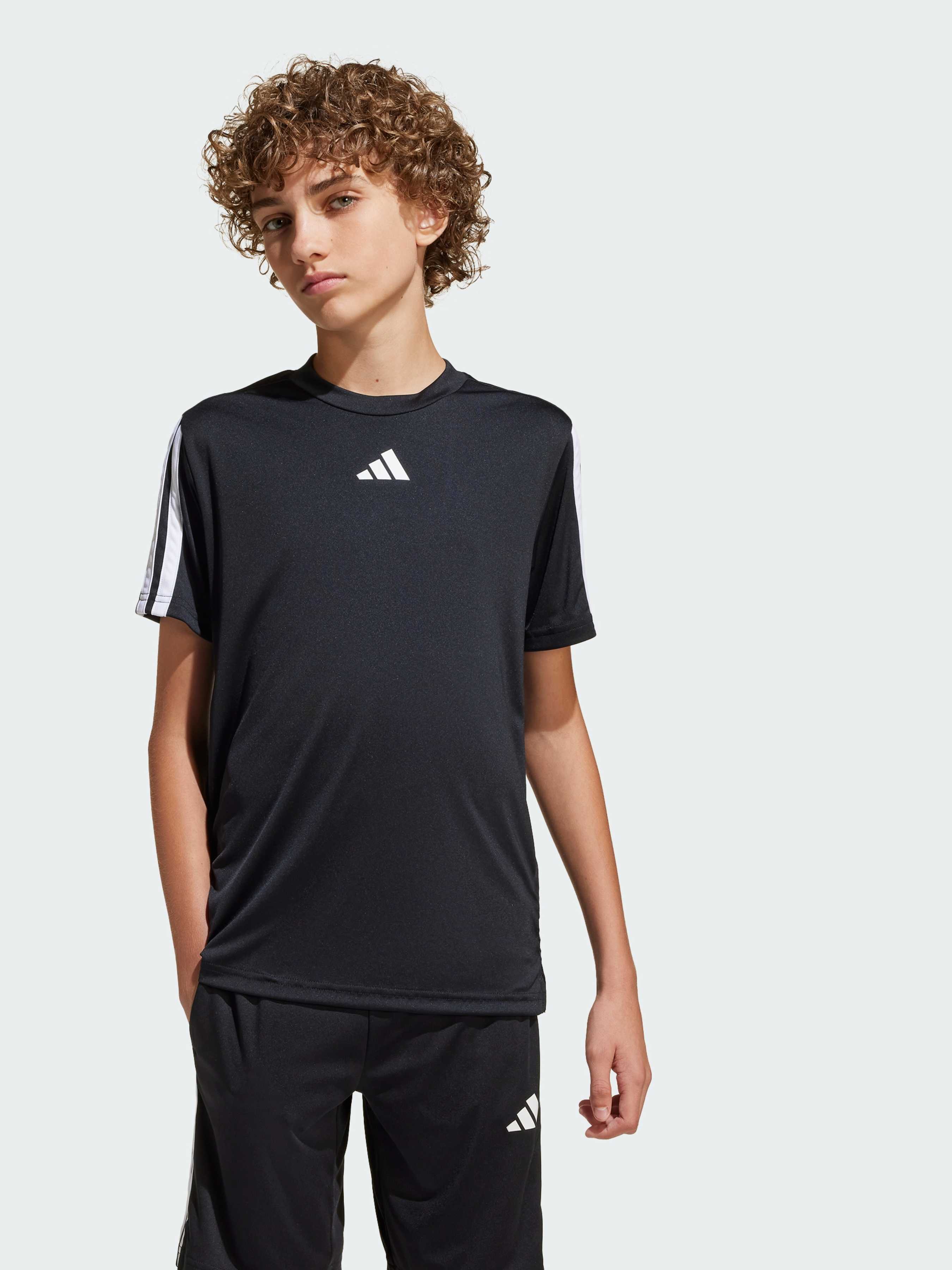 Дитяча Футболка adidas  (JJ1032) колір чорний, матеріал перероблений поліестер