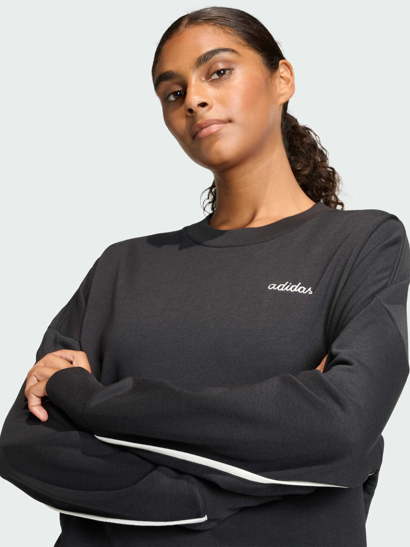 Свитшот Adidas модель KC3995 Свитшот Adidas модель KC3995 Фото