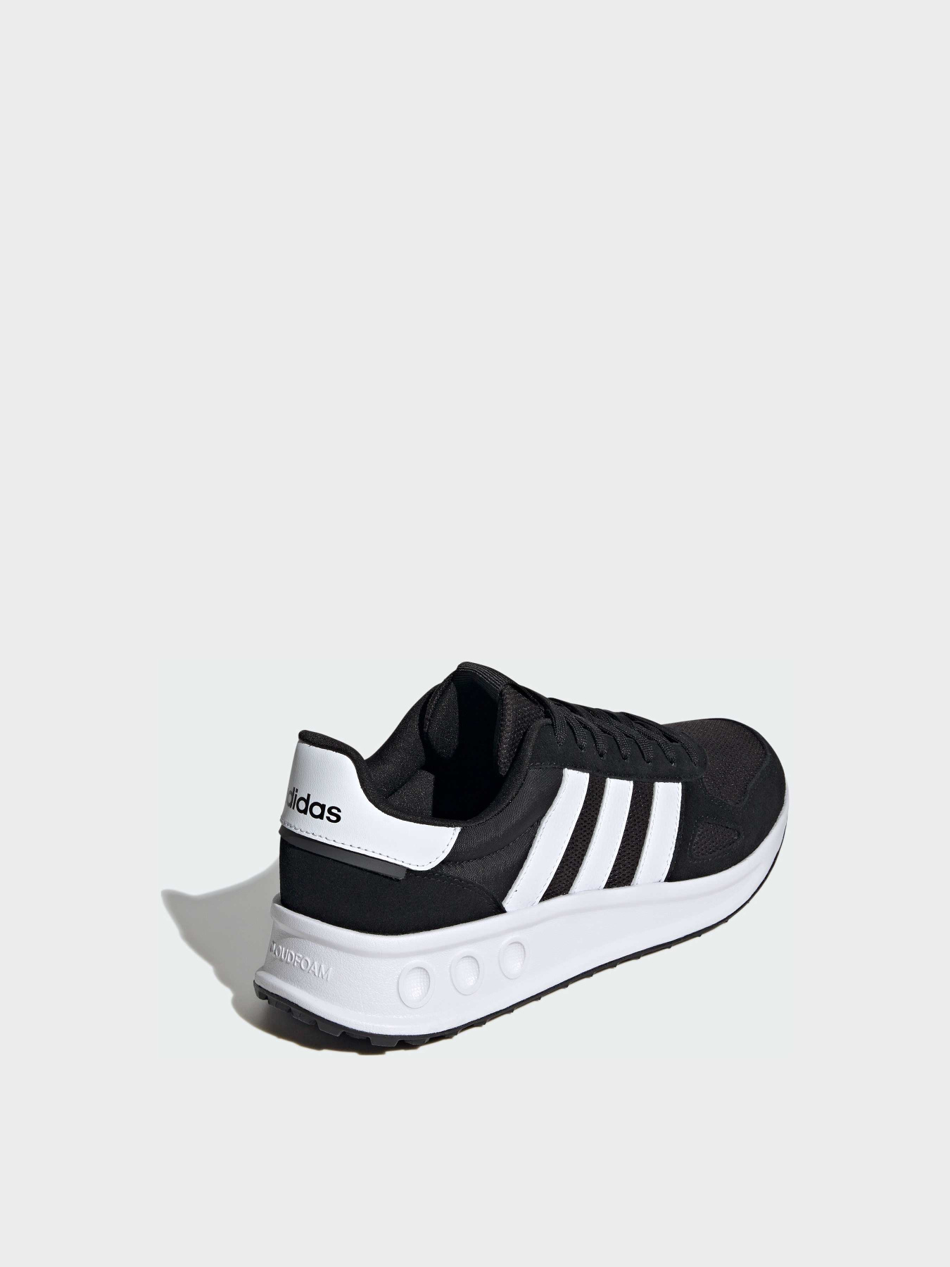 Кросівки Adidas модель IH8613 Фото