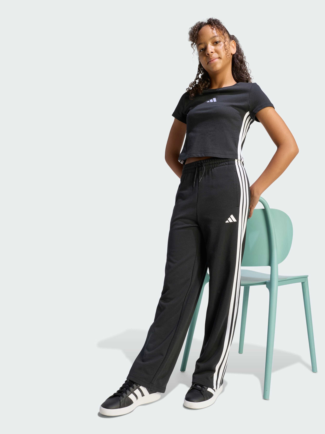 Повседневные штаны Adidas модель JZ3689 Фото