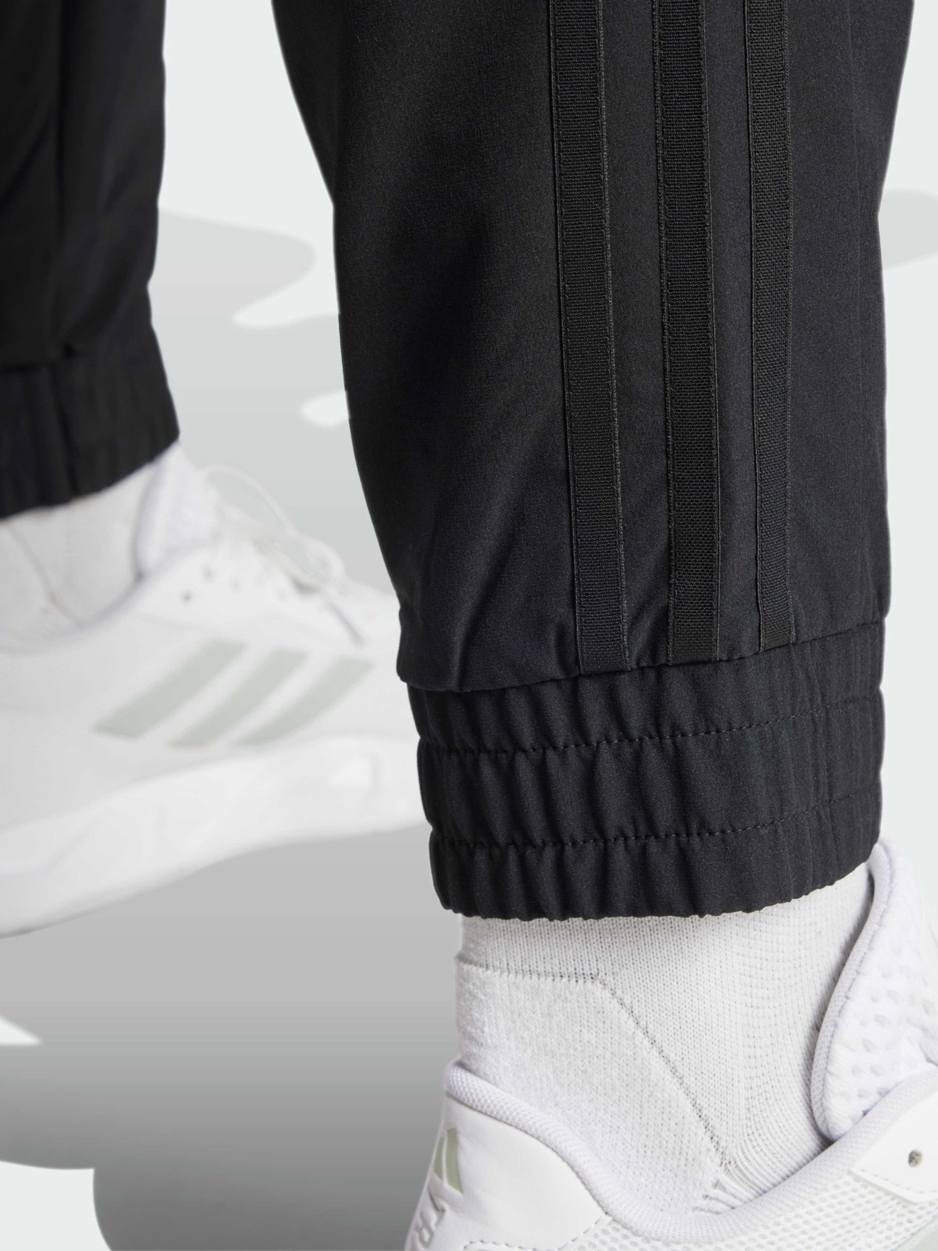 Спортивні штани Adidas 3 Stripes модель IK5471 Фото