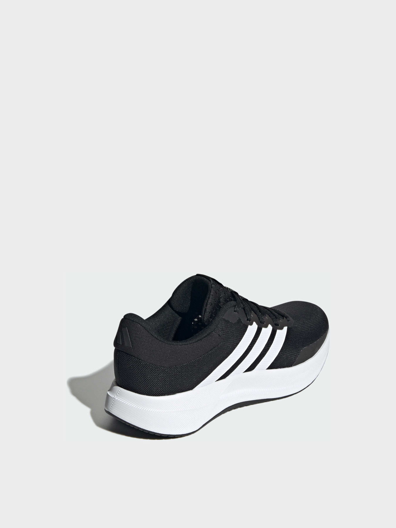 Кросівки для бігу Adidas модель JH5554 Фото