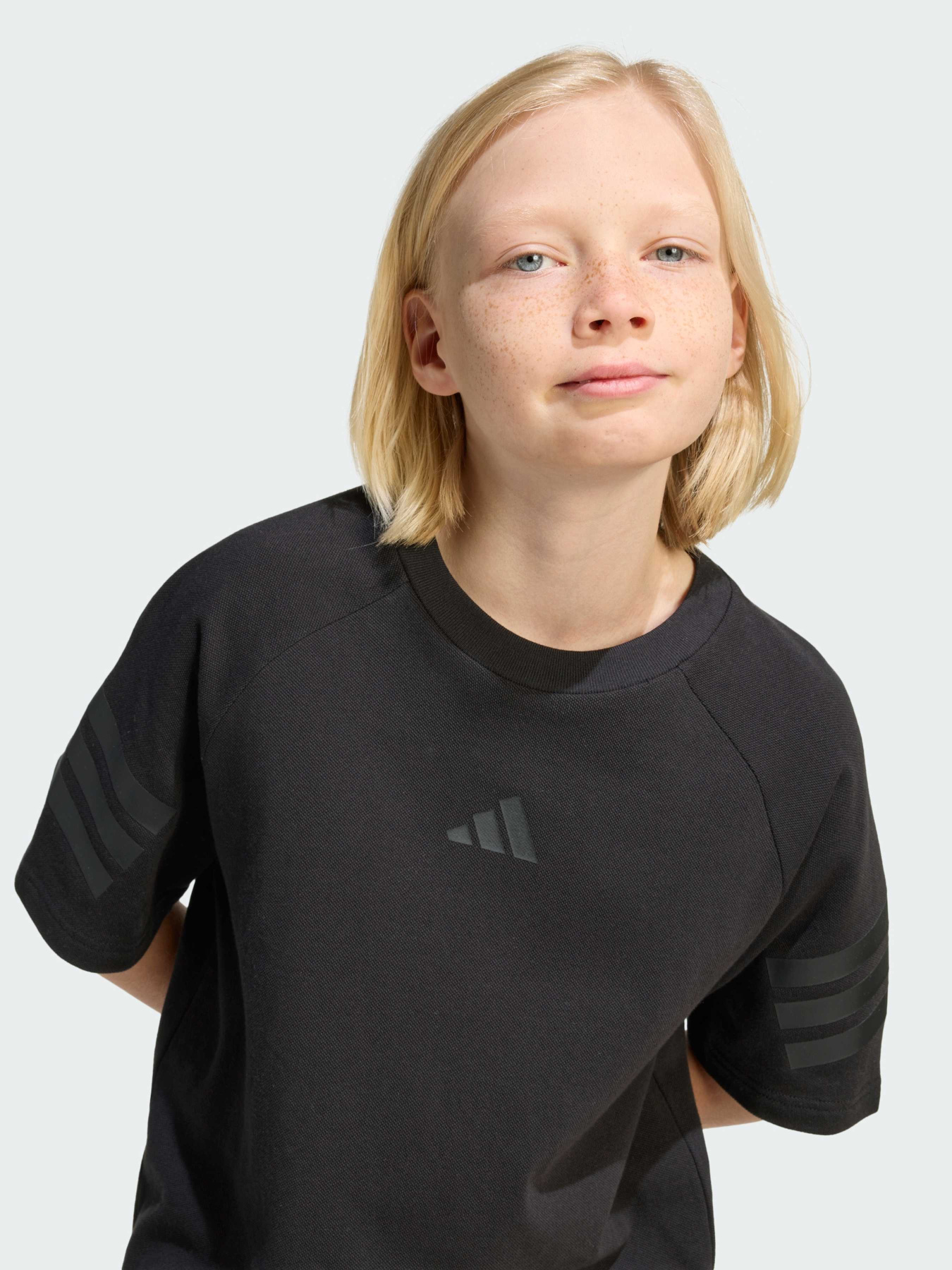 Футболка Adidas Культовые силуэты модель KC1964 Фото