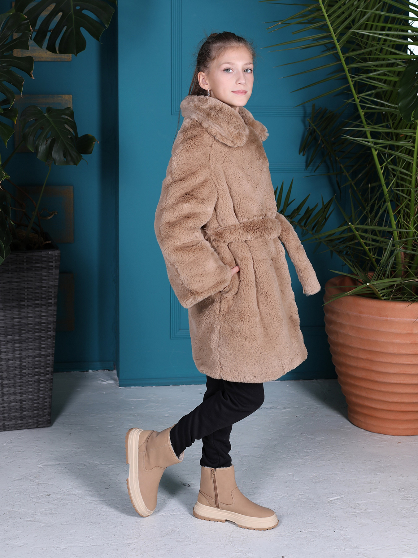 Шуба ISSA Plus модель CD-485_beige Фото